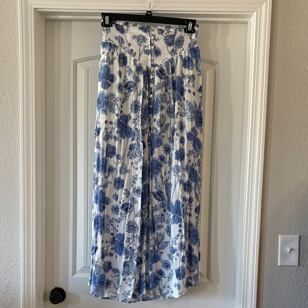 Promesa Blue Floral Maxi Skirt